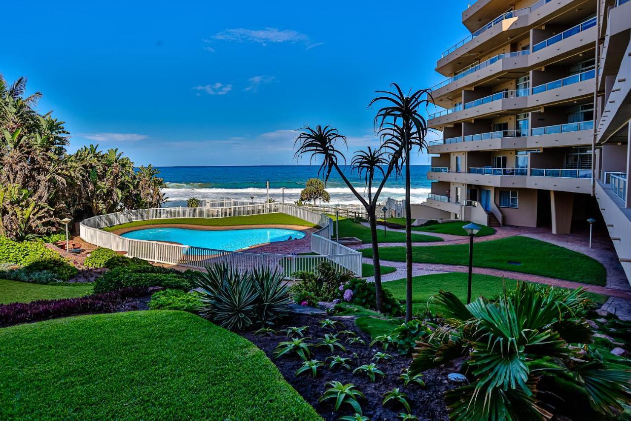 Sands Breaks Front Apartment Ballito