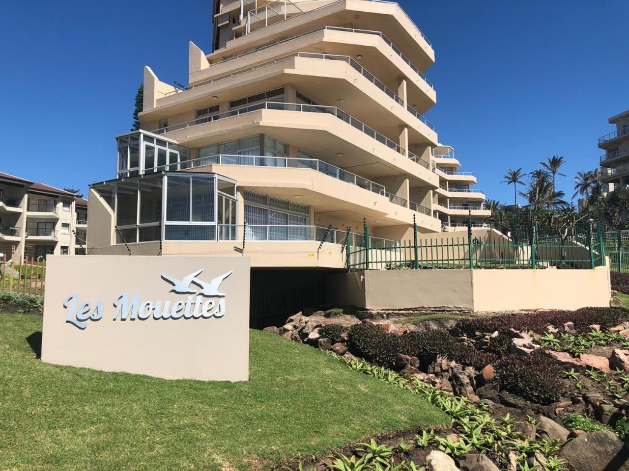 Apartment Sands Breaks Front *