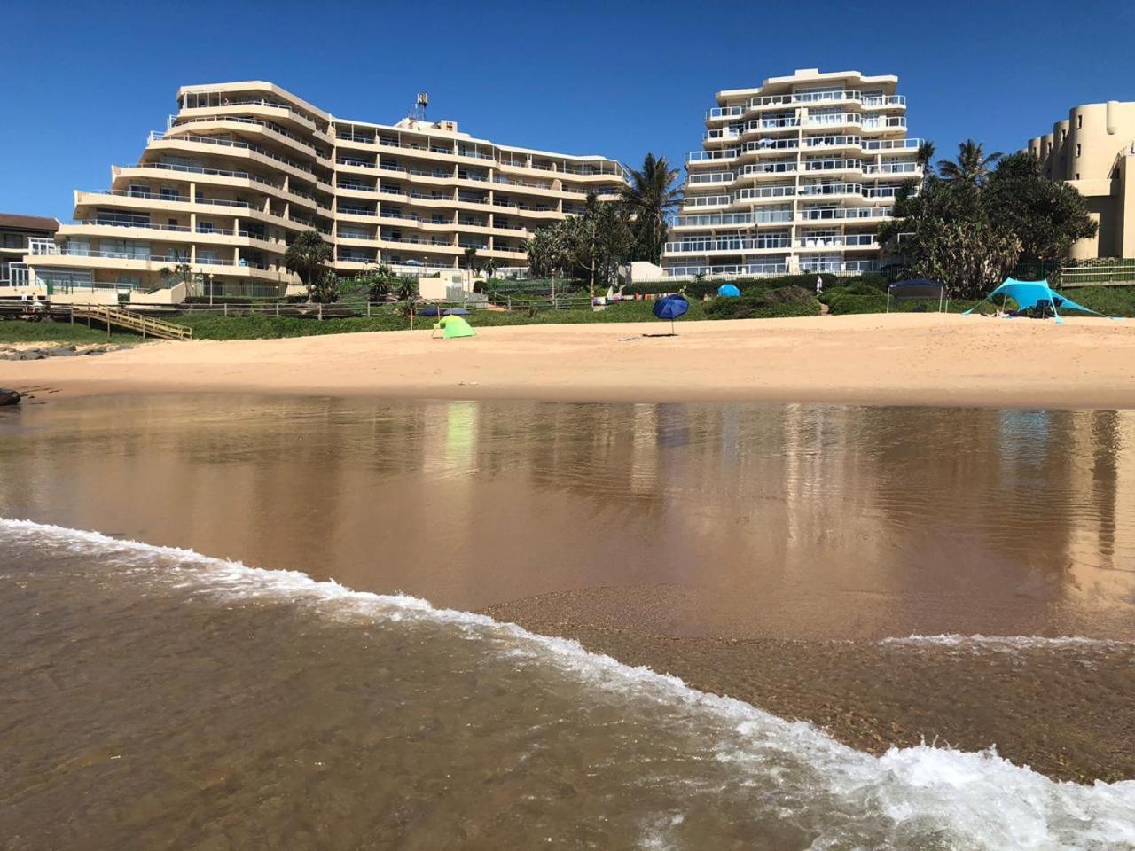 Sands Breaks Front Apartment Ballito